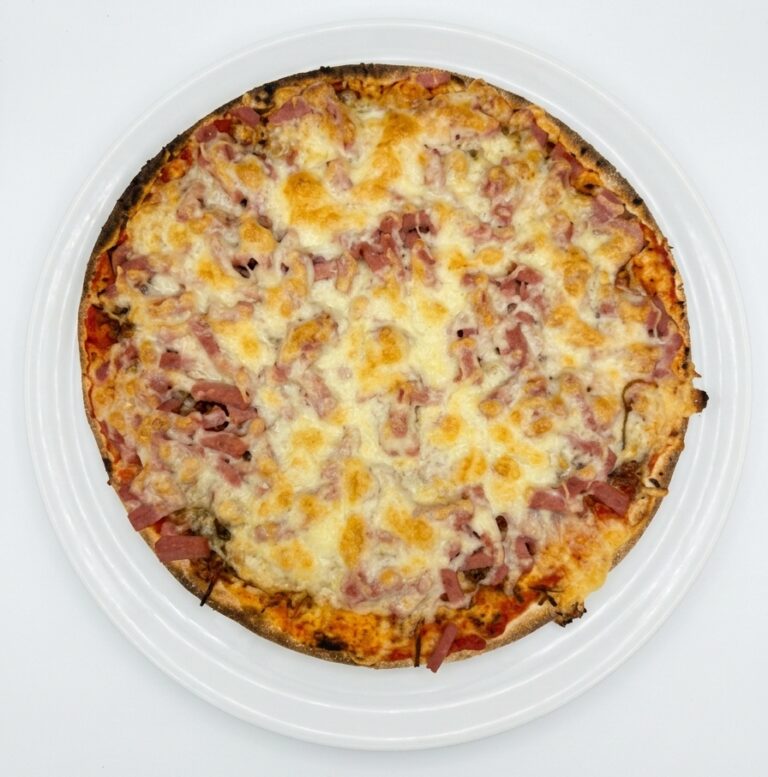Gluteeniton Pizza (4 täytettä) (Normaali)